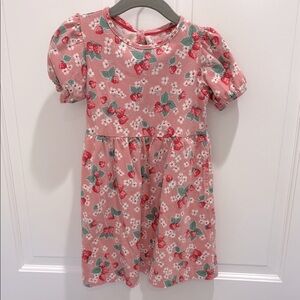 EUC Mini Boden strawberry girls puff sleeve dress 2-3 years no flaws.